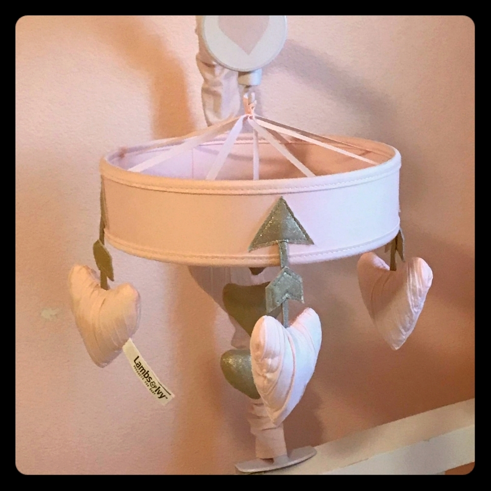 Lambs & ivy musical baby mobile